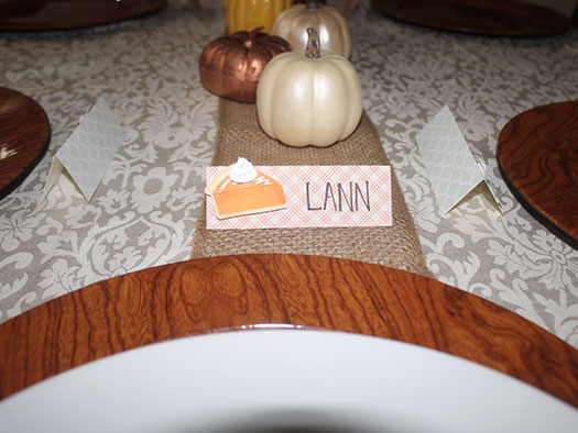 Lann-place-card-closer-up